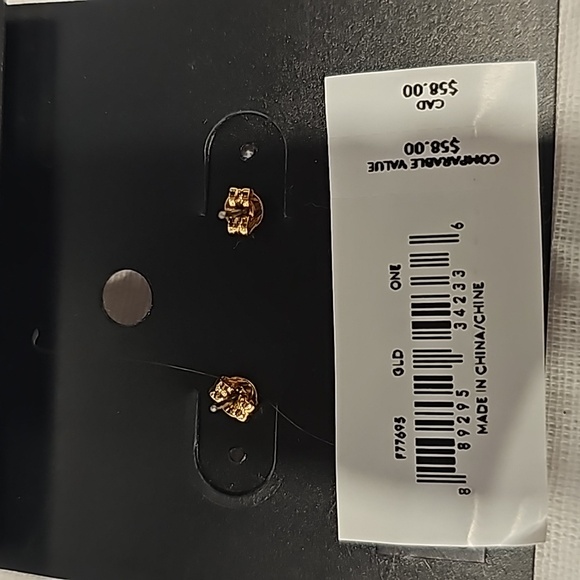 COACH Horse & Carriage Earrings NWT - Picture 2 of 4